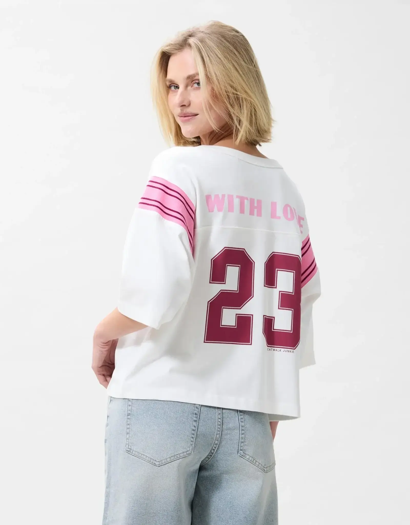 Catwalk Junkie T-Shirt 'Football Graphic' - Off White - Catwalk Junkie