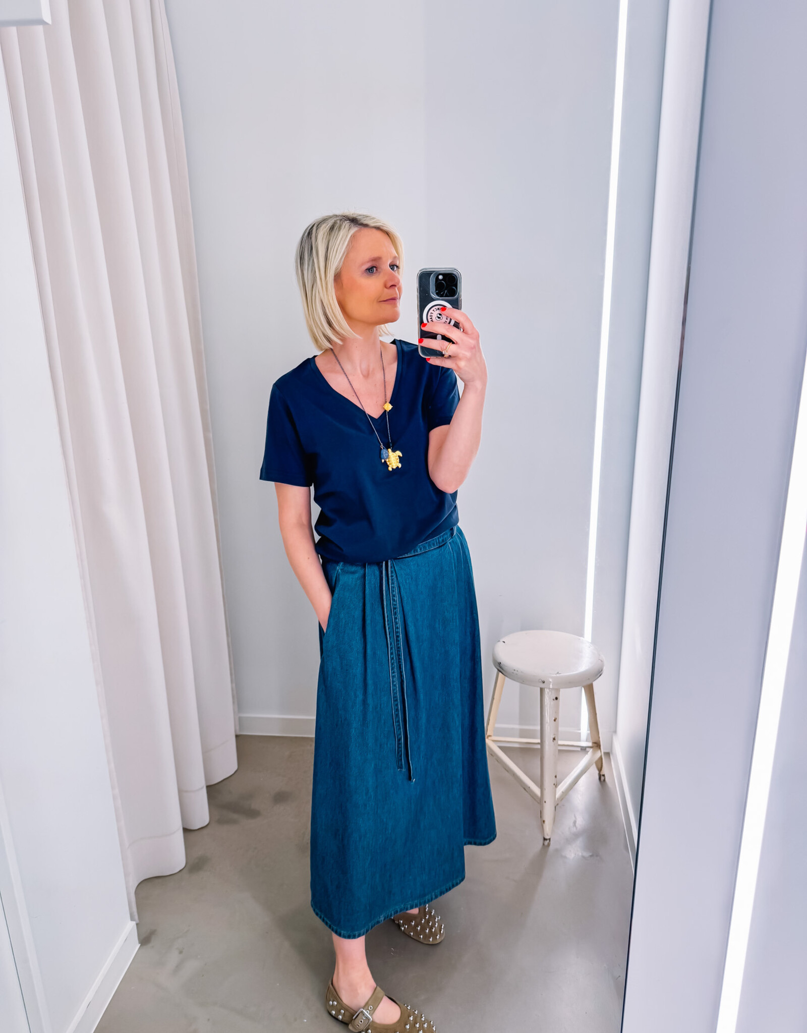 Withblack T-Shirt V-Neck 'Gabriella' - Midnight Blue - Withblack