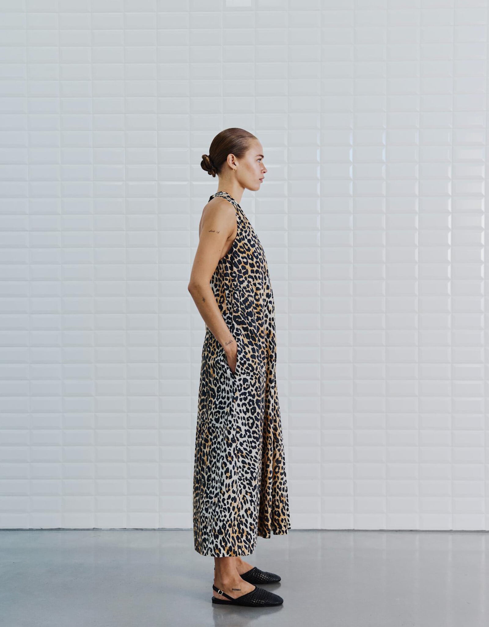 Withblack Jurk Midi 'Amina Talia' - Leo Print - Withblack