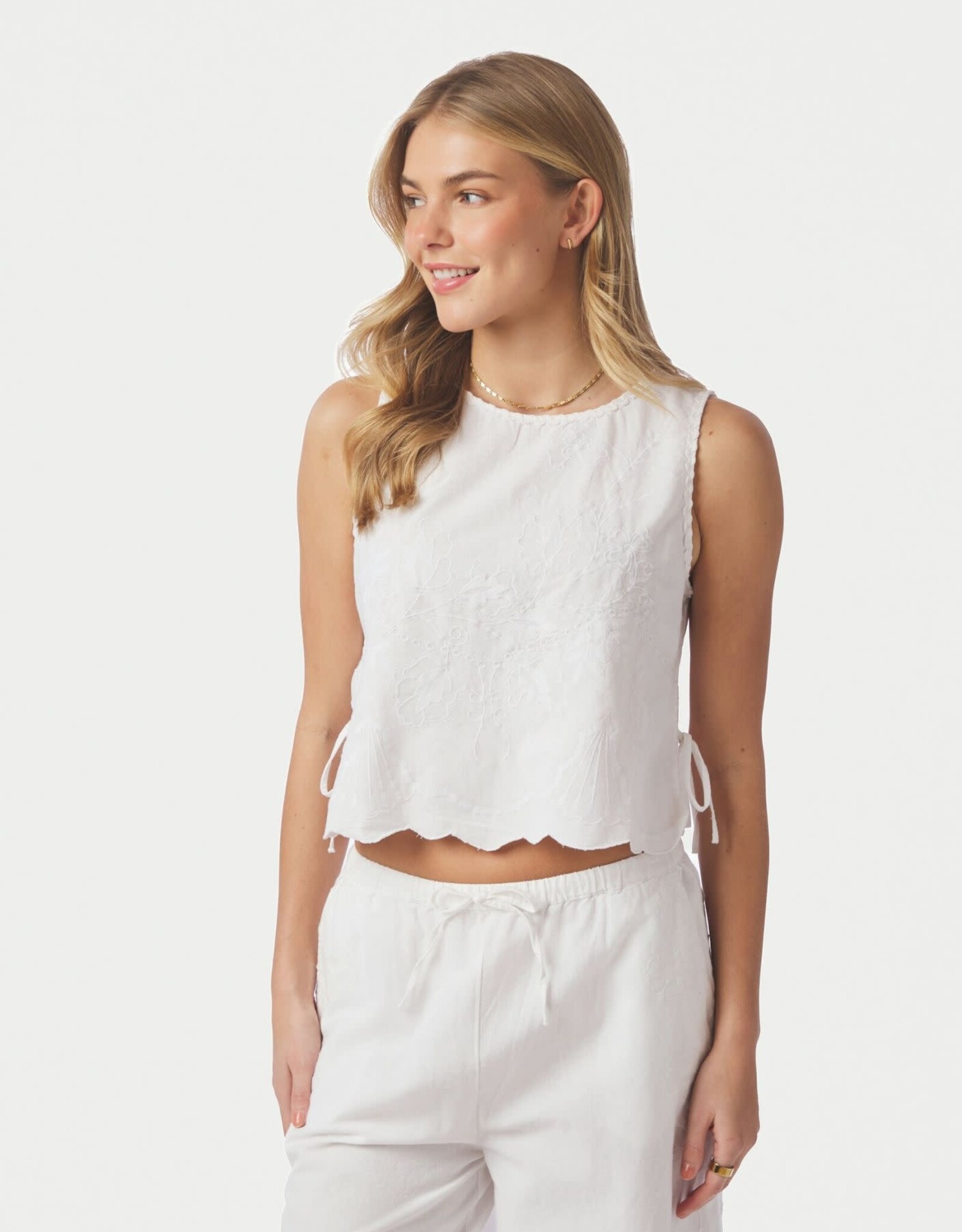 Top Embroidery 'Kaelin' - White - Neo Noir