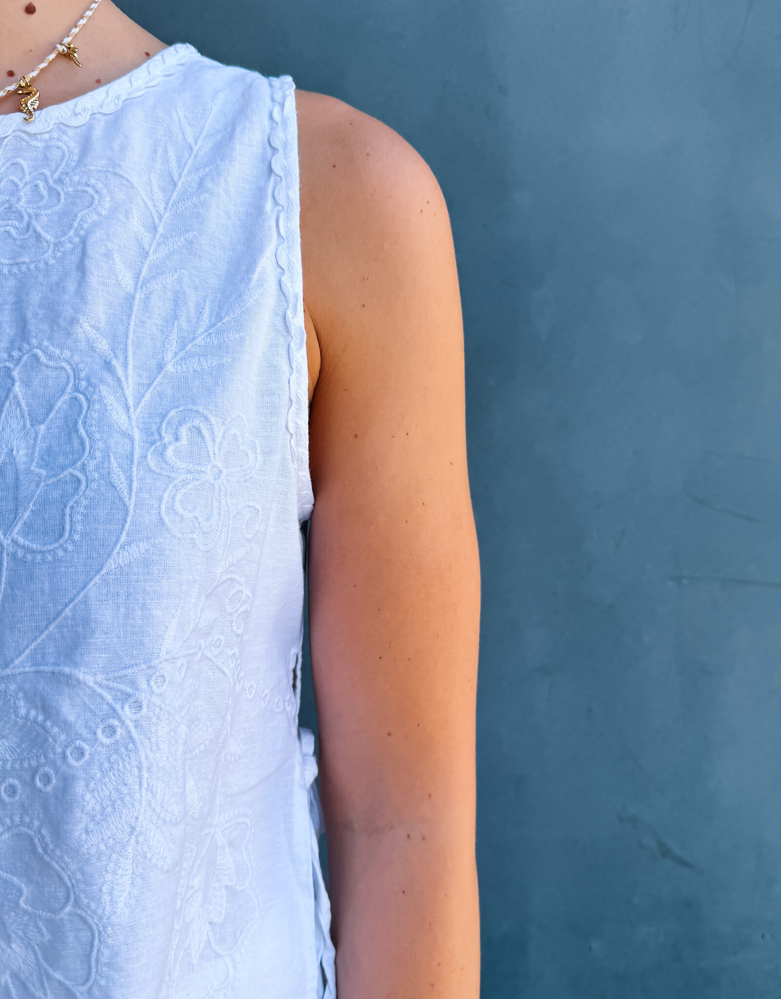 Top Embroidery 'Kaelin' - White - Neo Noir
