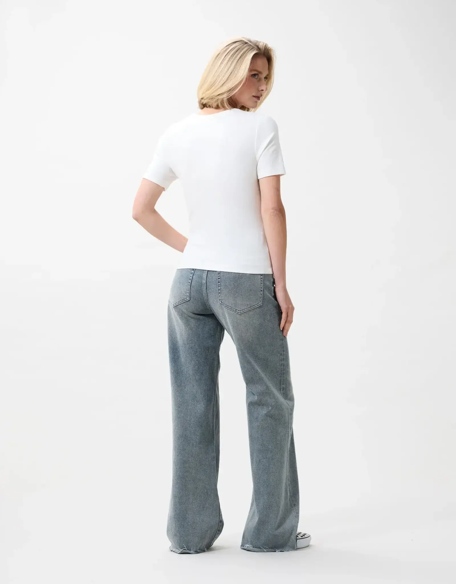 Catwalk Junkie T-Shirt 'Rib' - Off  White - Catwalk Junkie