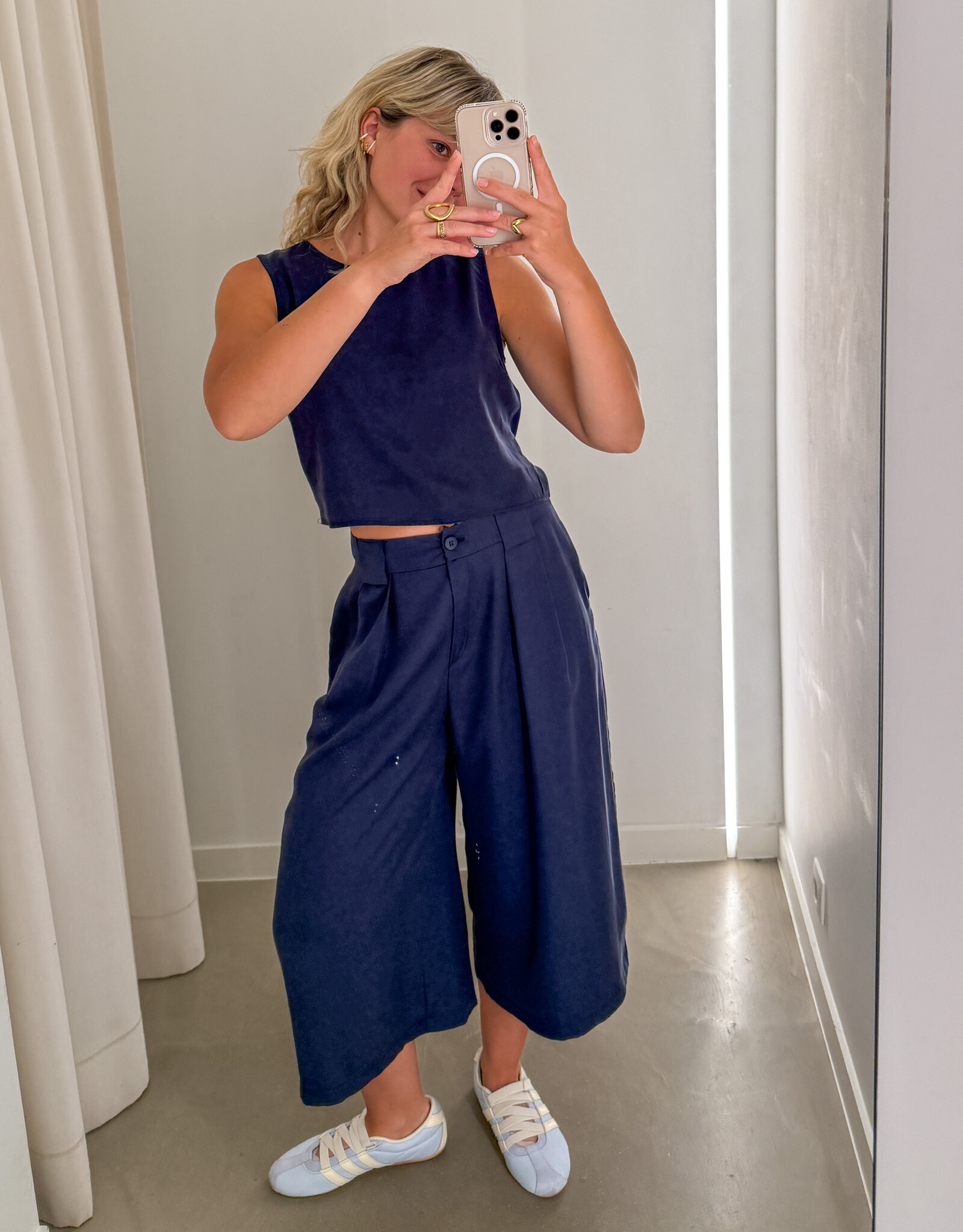 The Golden House - Garc Top 'Anne' - Navy