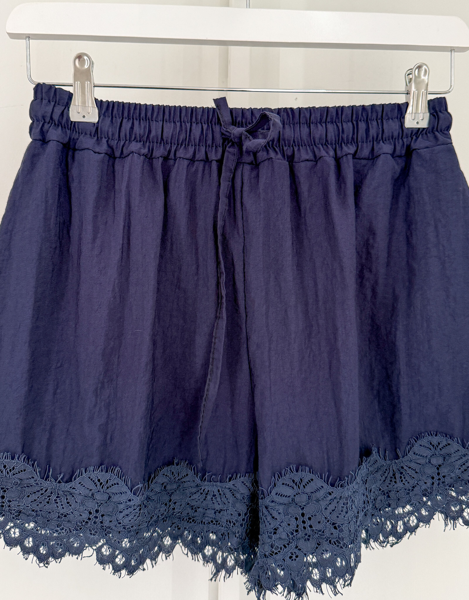 The Golden House - Garc Short Broderie 'Alix' - Navy - One Size