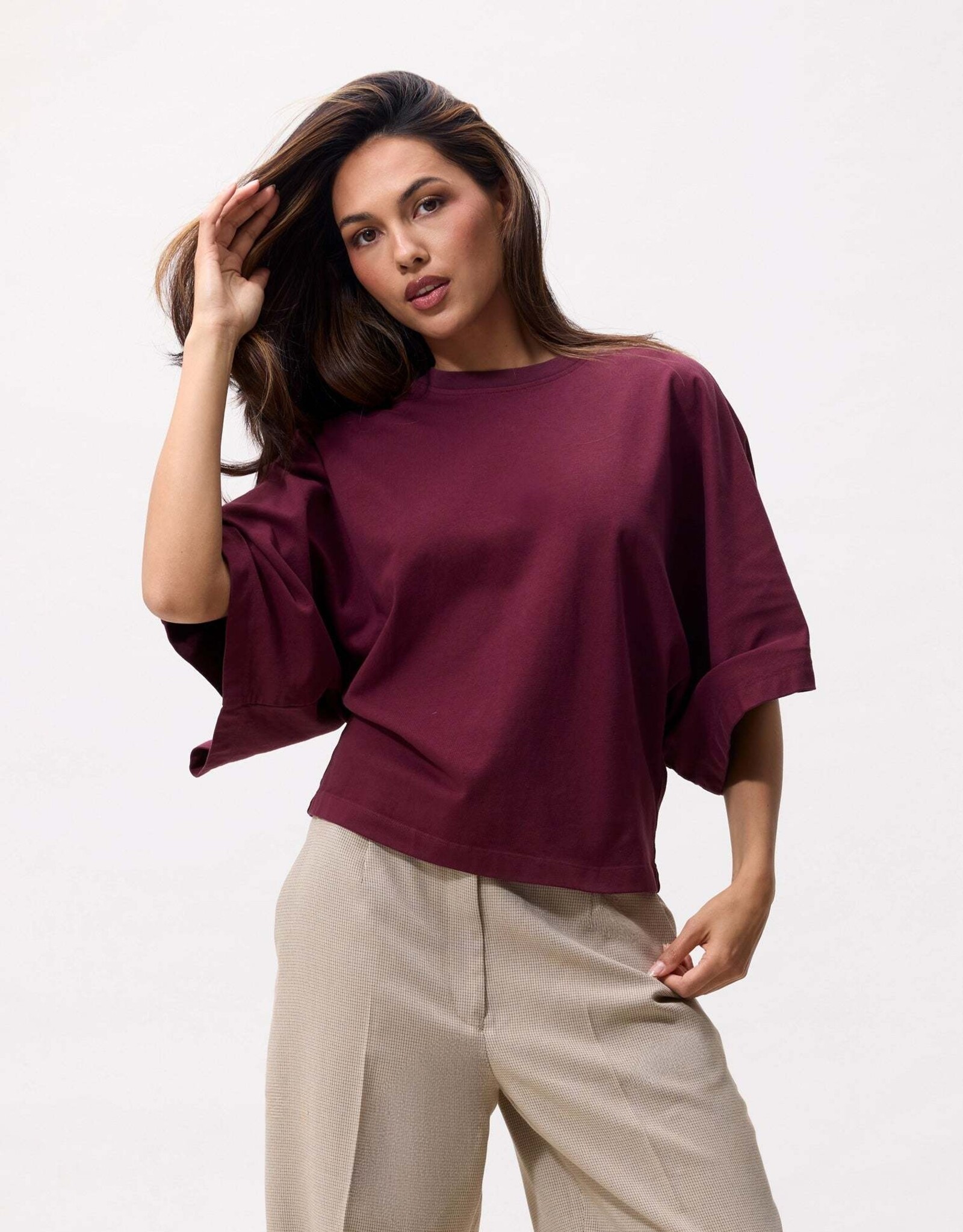 Catwalk Junkie T-Shirt 'Batsleeve' - Merlot - Catwalk Junkie
