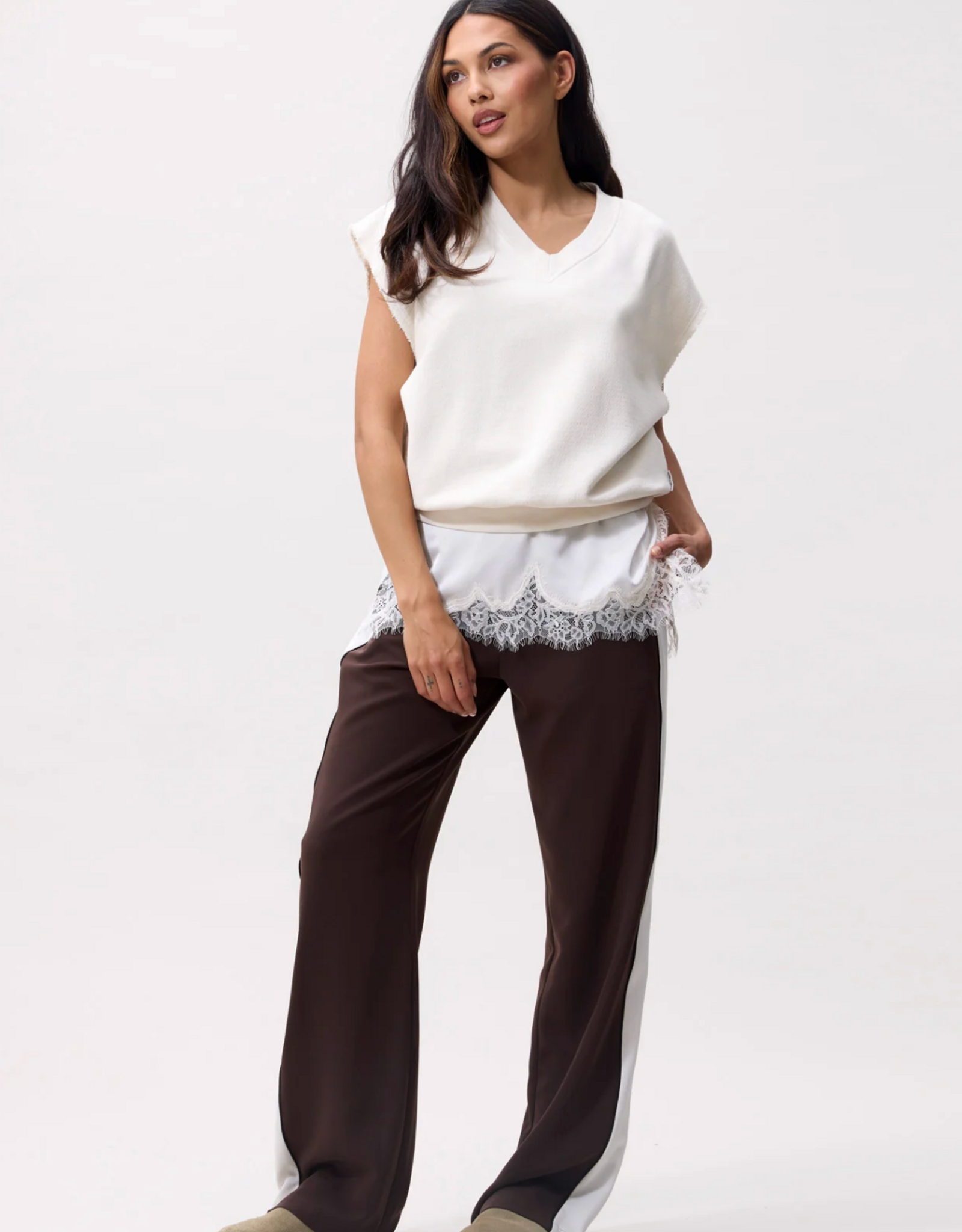 Catwalk Junkie Sleeveless Sweater 'V-Neck' - Cream - Catwalk Junkie