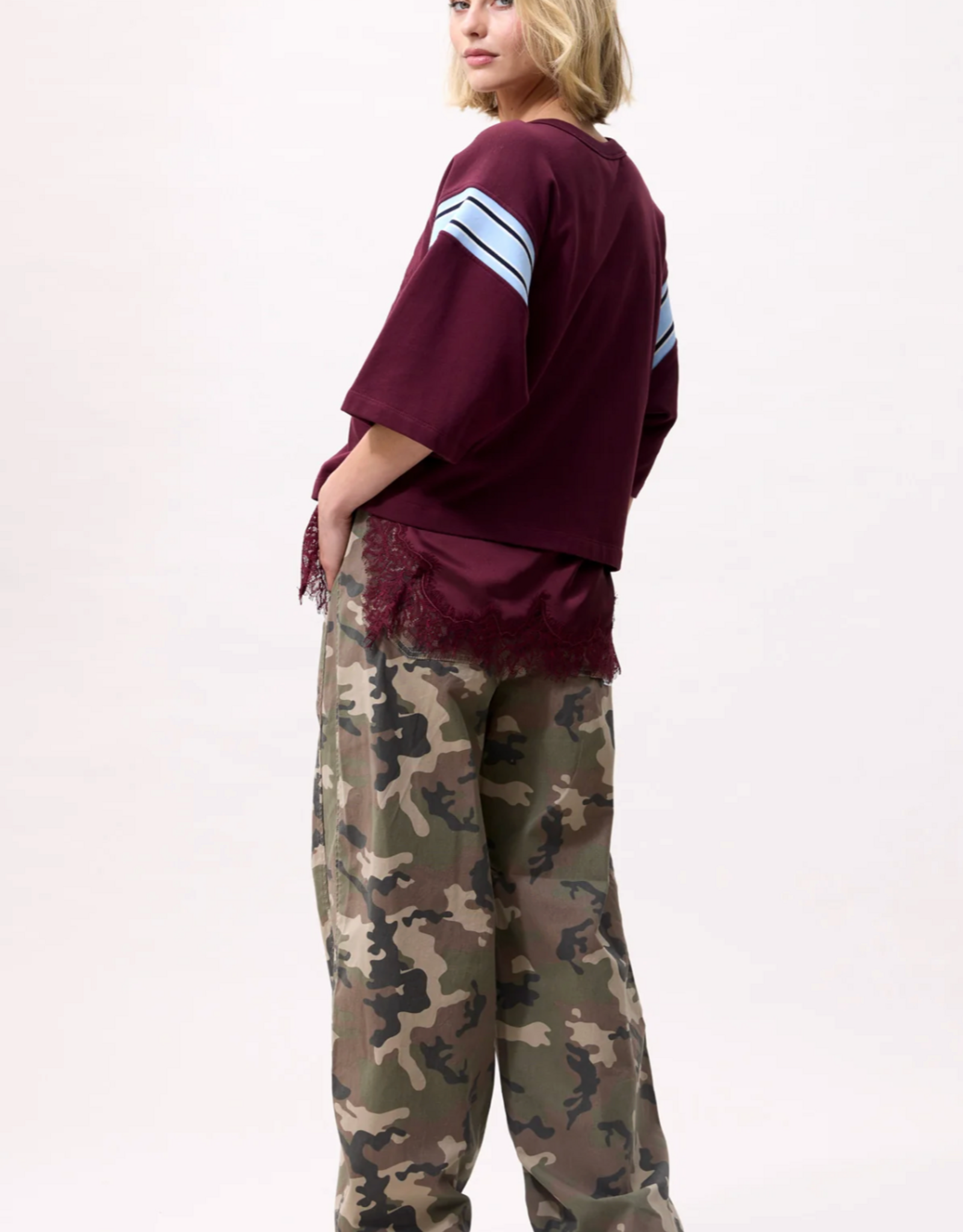 Catwalk Junkie Sweater Short Sleeve 'Sporty Graphic' - Merlot - Catwalk Junkie