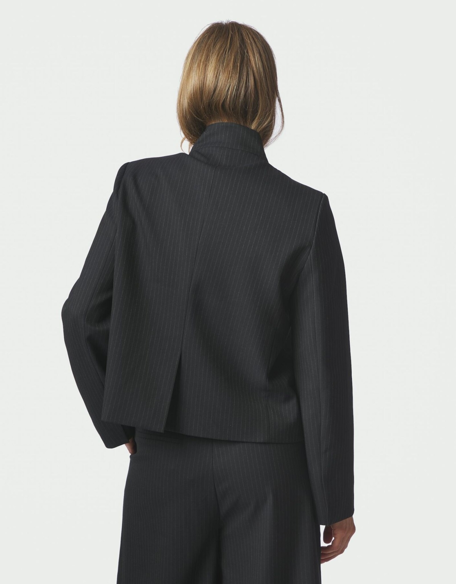 Blazer Pinstripe 'Tiria' - Dark Navy - Neo Noir