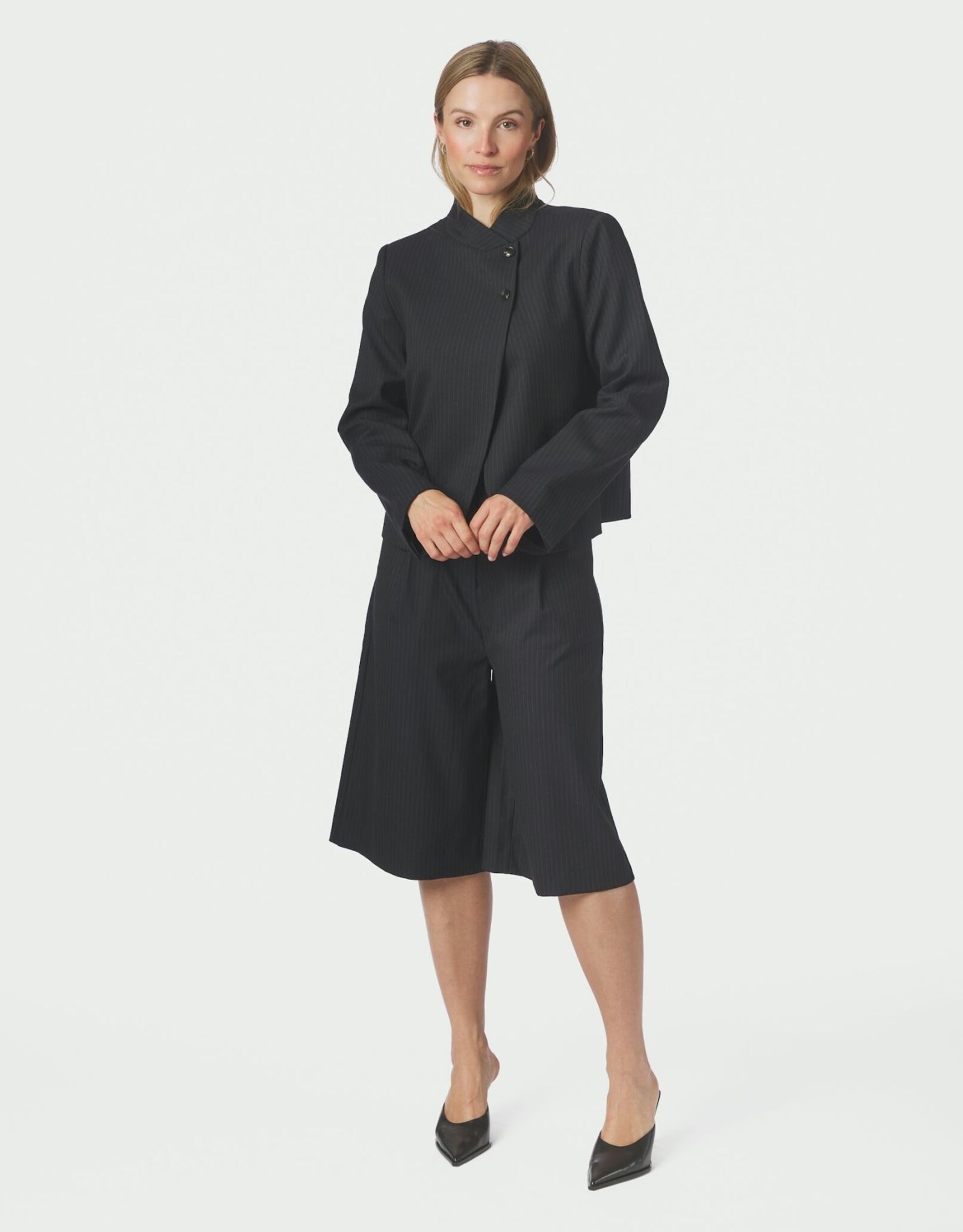 Blazer Pinstripe 'Tiria' - Dark Navy - Neo Noir