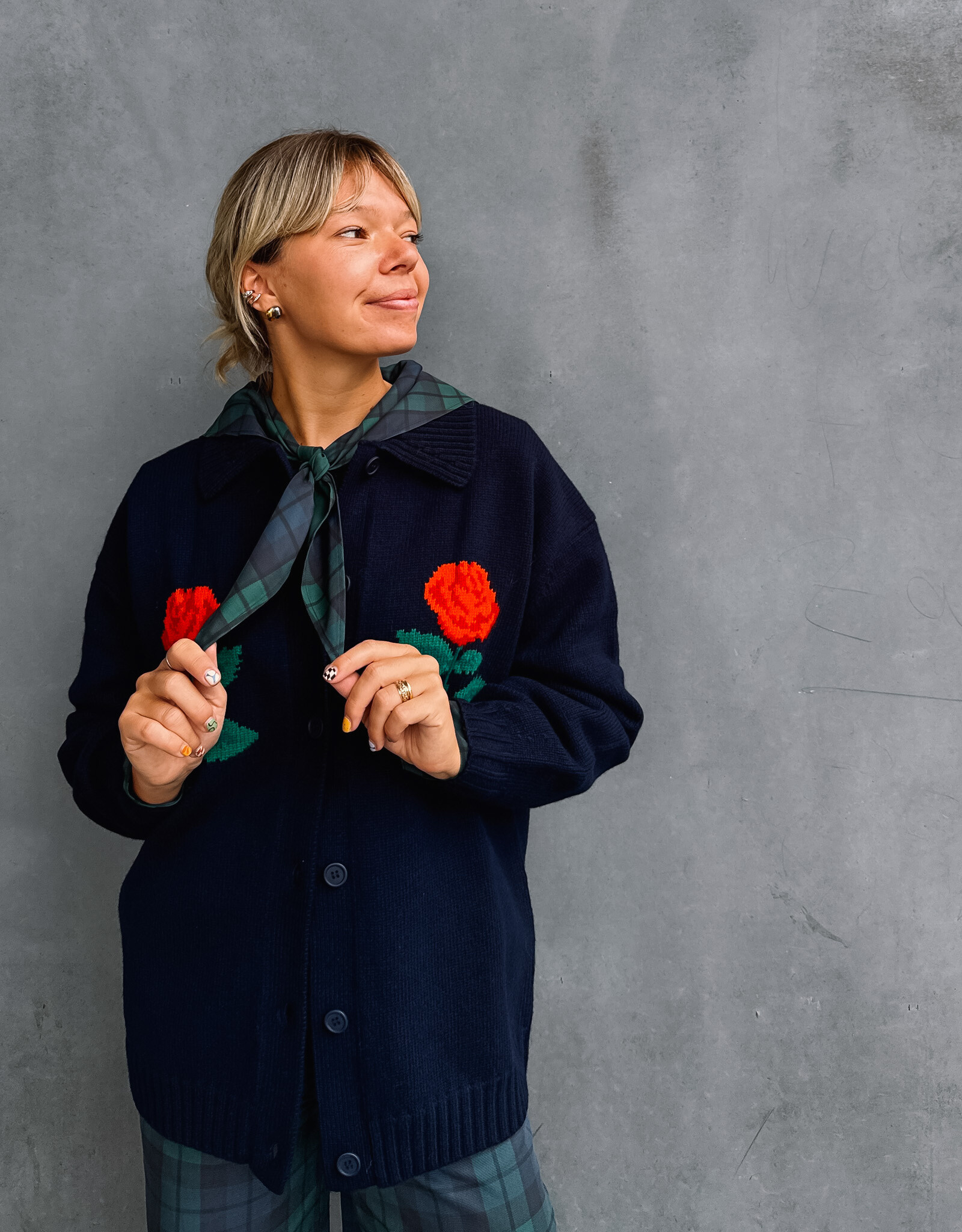 The Tiny Big Sister Cardigan Oversized 'Roses' - Navy - The Tiny Big Sister