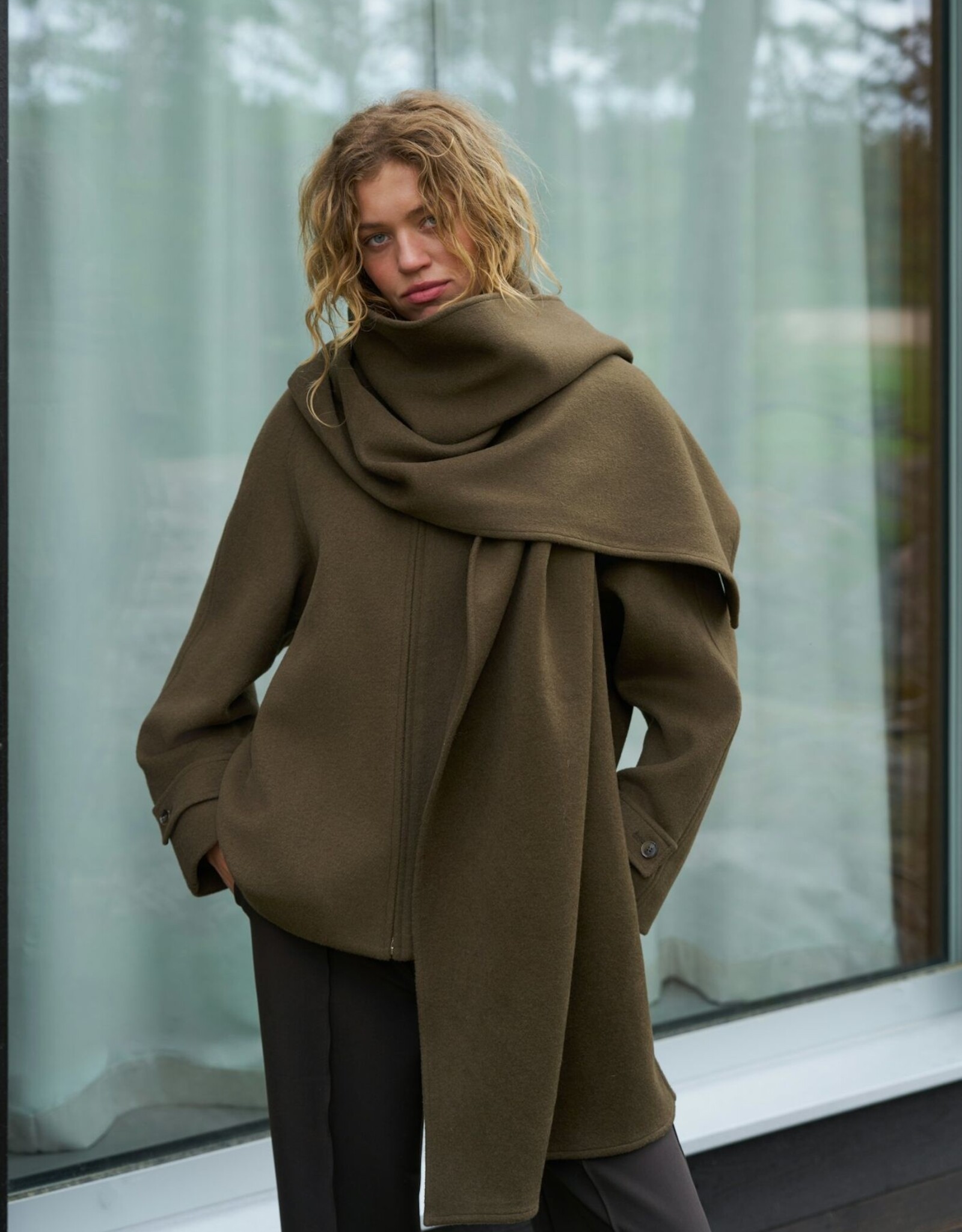 Korte Mantel 'Paige' - Khaki - Neo Noir