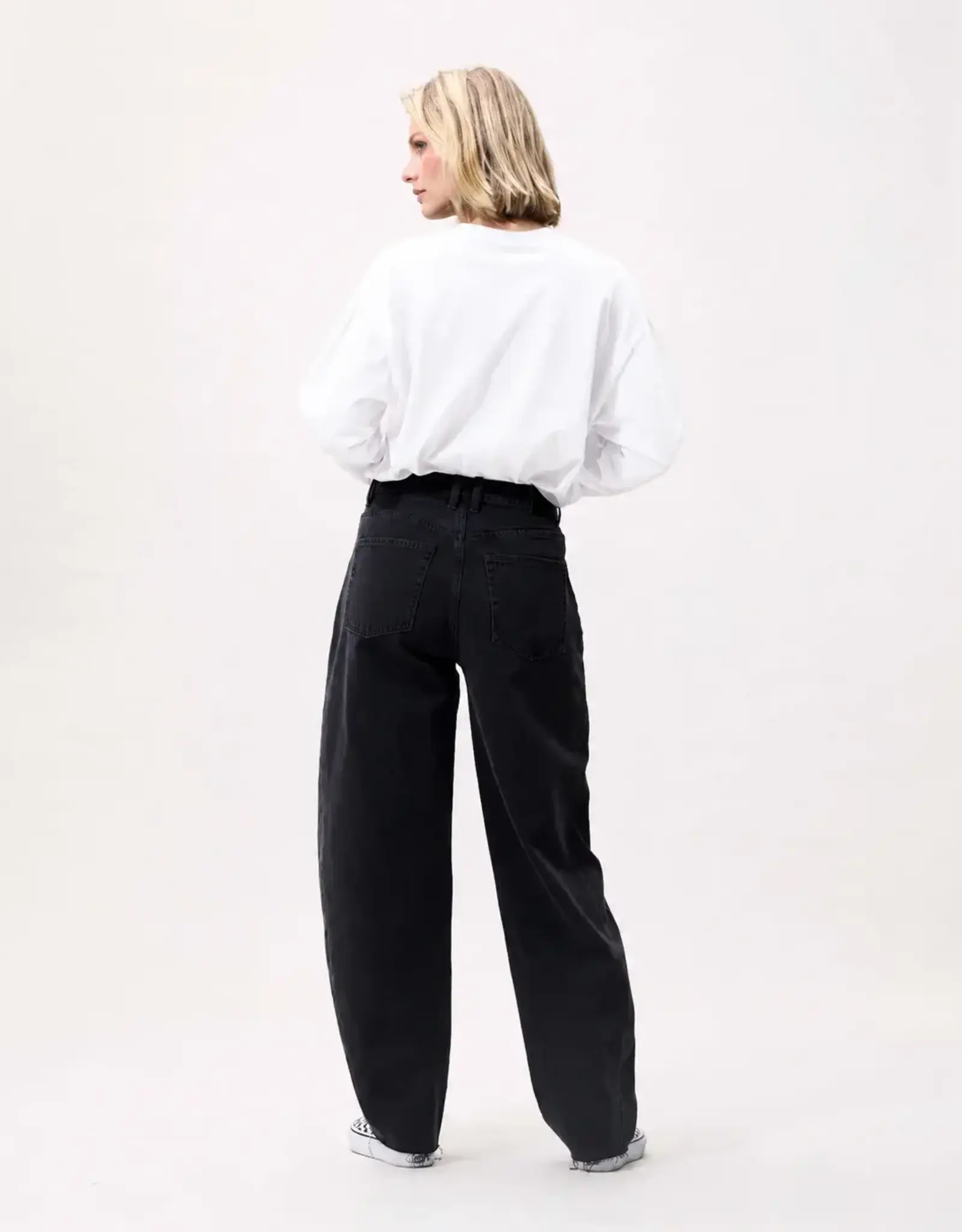 Catwalk Junkie Jeans 'Super Barrel' - Washed Black - Catwalk Junkie