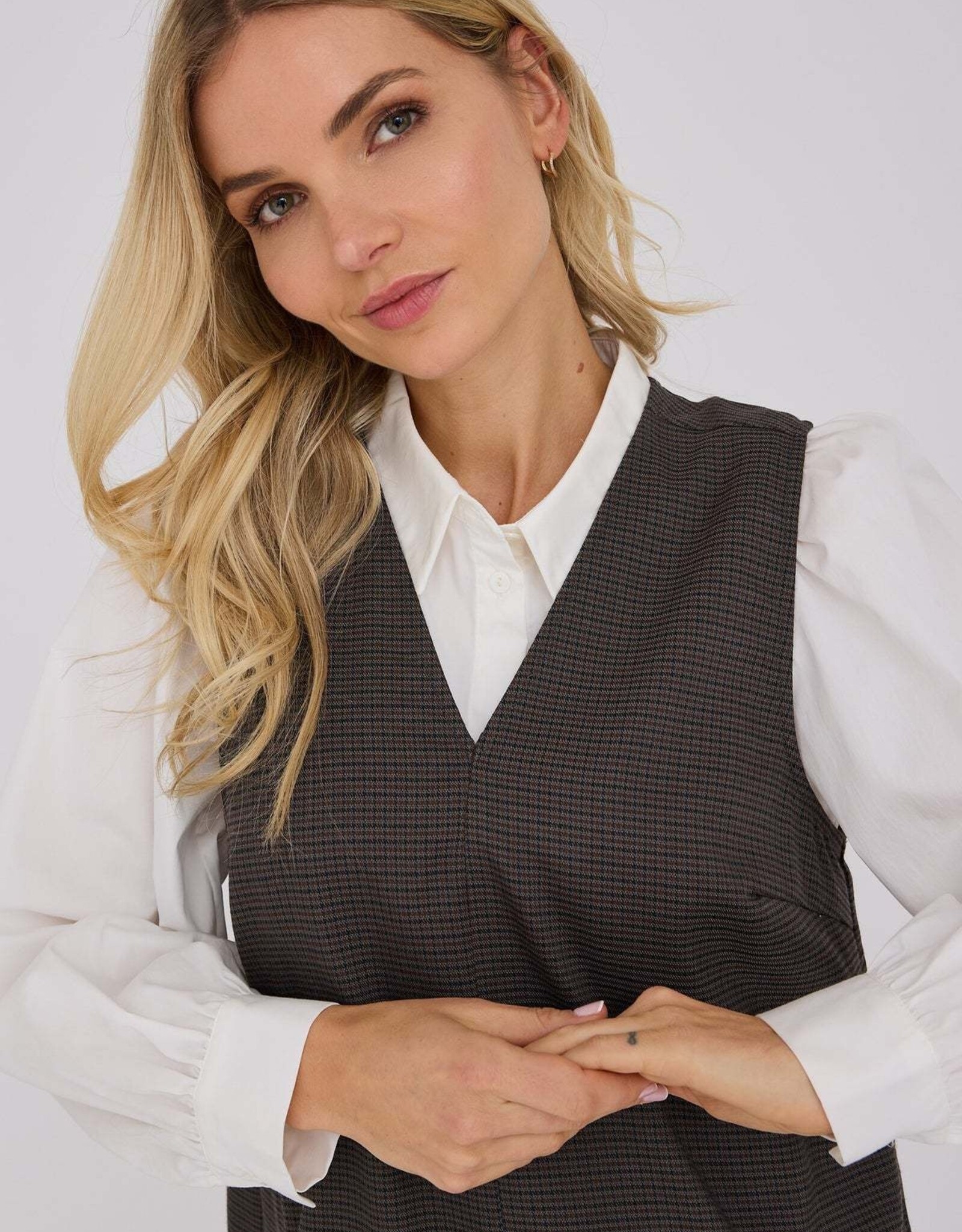 A view Jurk Check 'Juliette' - Black/Brown - A View