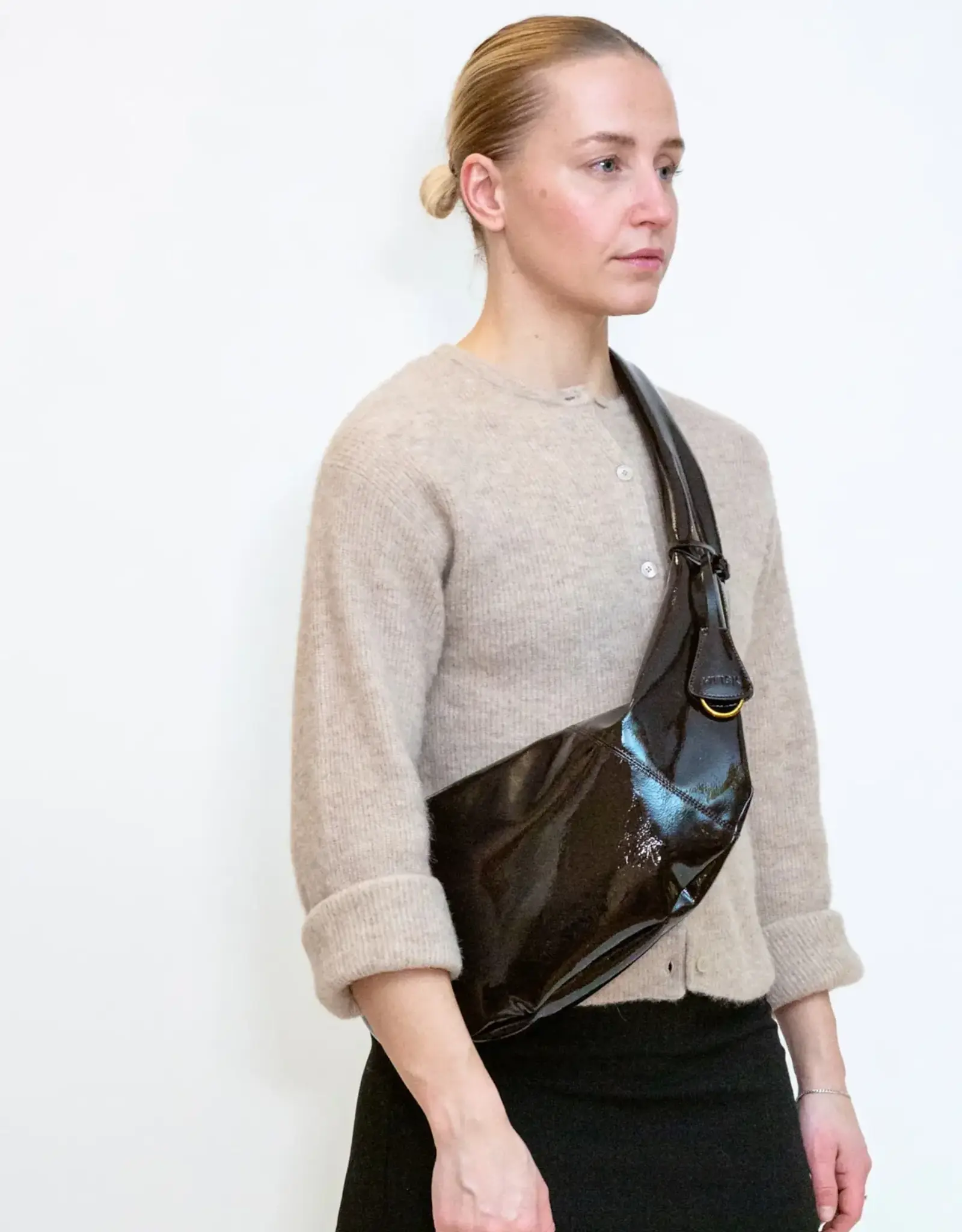 HVISK Handtas 'Bianca Glossy' - Umber Brown - Hvisk
