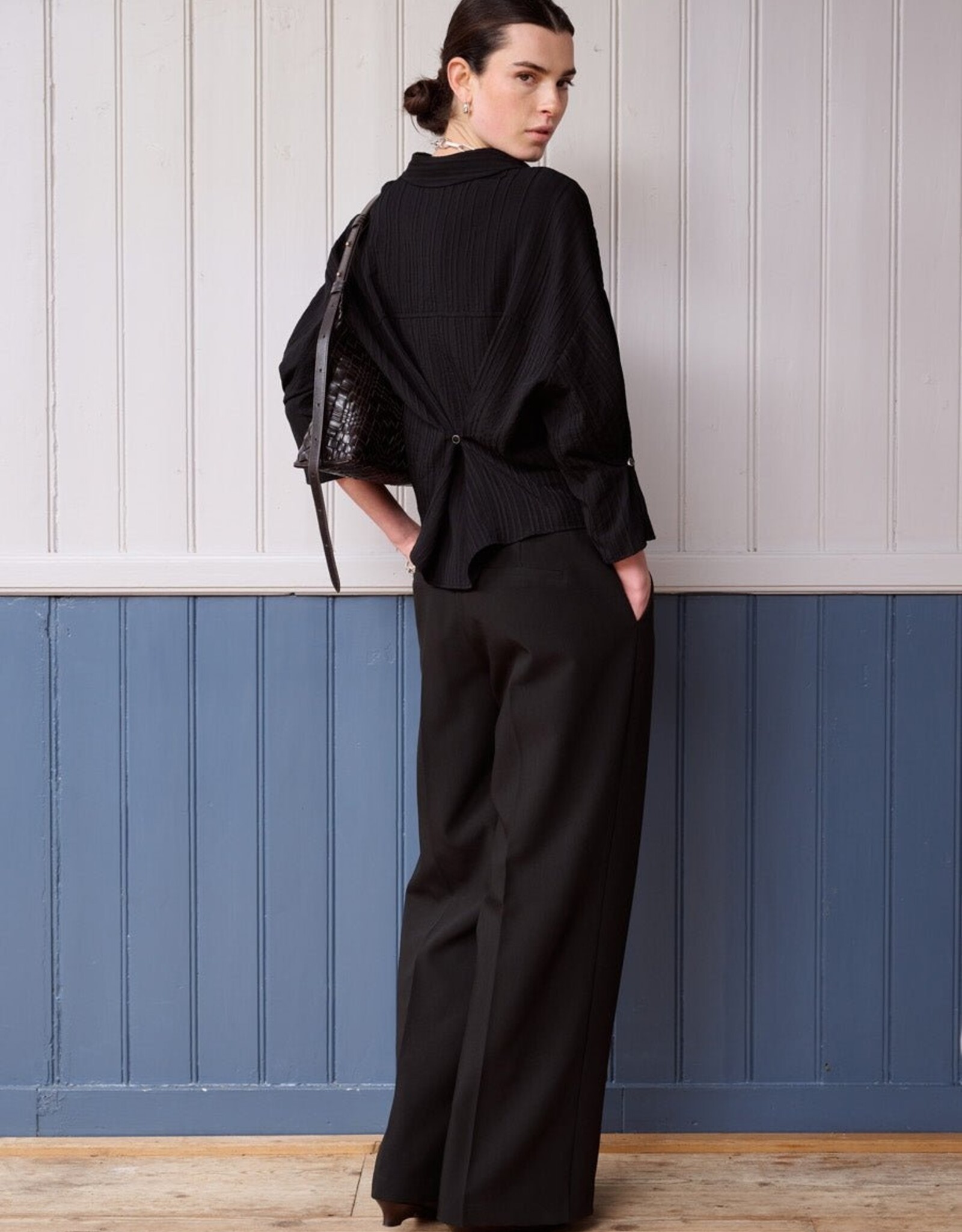 Another Label Blouse 'Manon' - Black - Another-Label