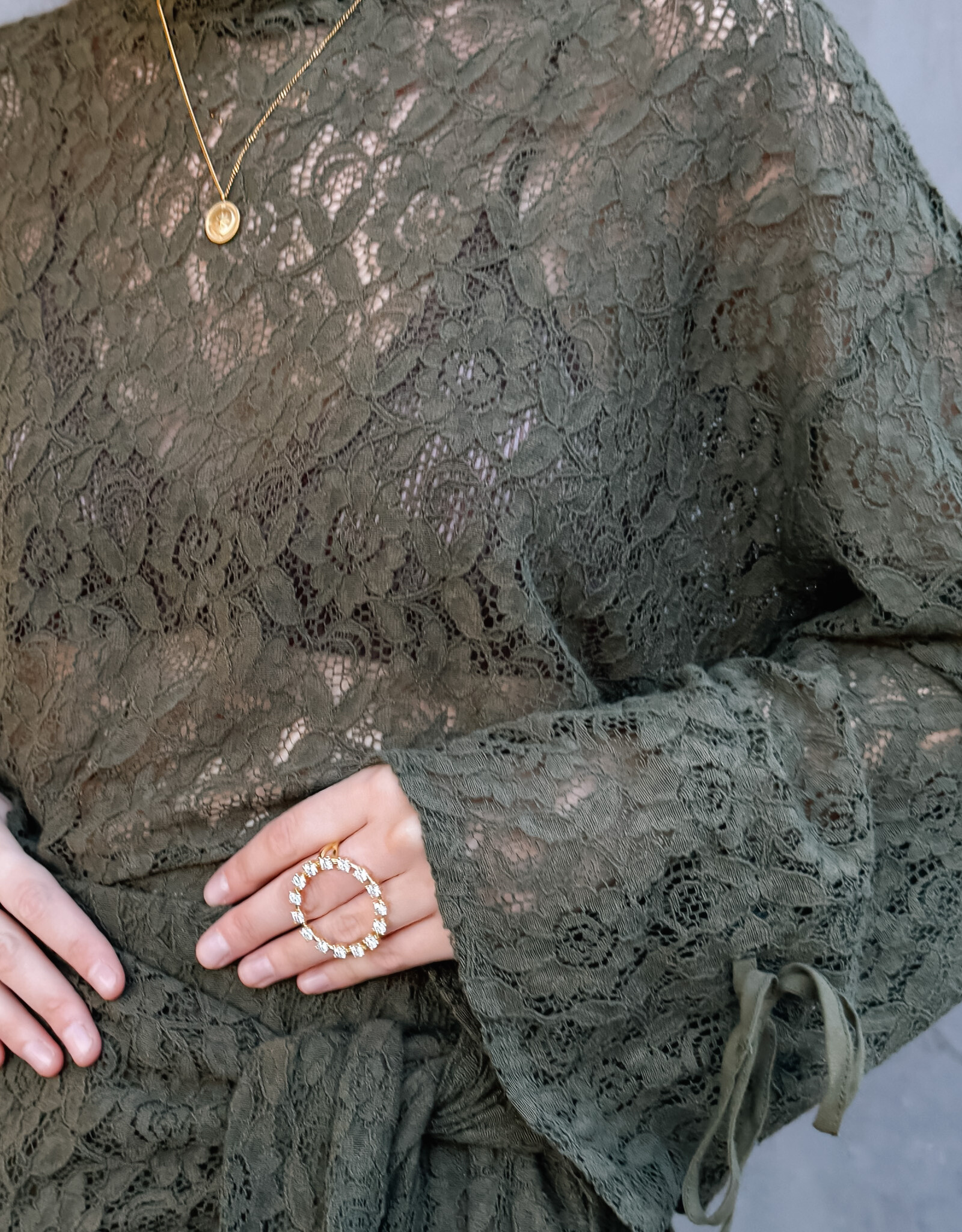 Monré Blouse 'Lucy' - Khaki Lace - Monré