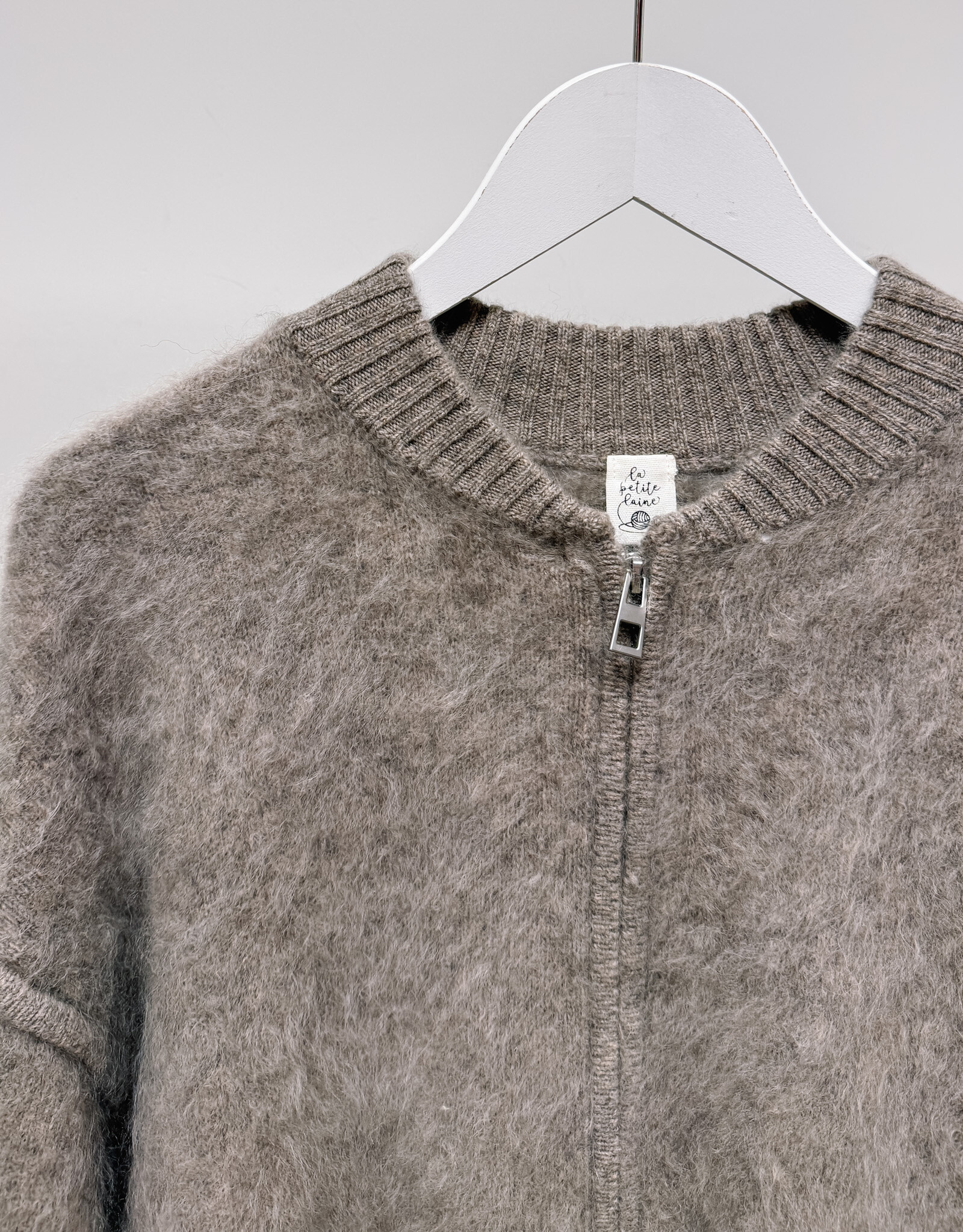 La Petite Laine Cardigan 'Edith' - Taupe - One size