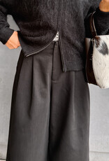 The Golden House Feel Culotte 'Bea' - Black