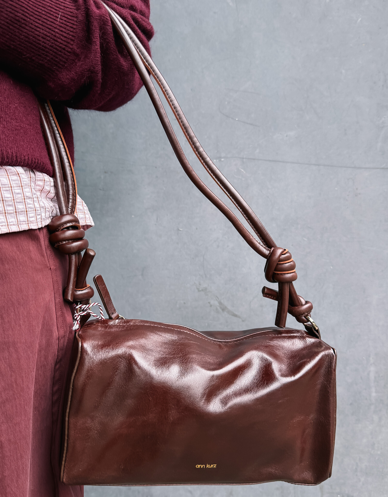 Ann Kurz Handtas 'Squa Baguette' - Shiny Nappa Mocha - Ann Kurz