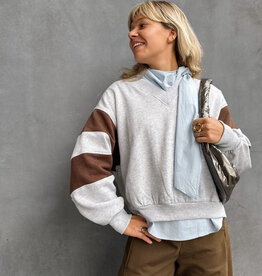 Catwalk Junkie Sweater V-Neck 'Sporty' - Light Grey Melange - Catwalk Junkie