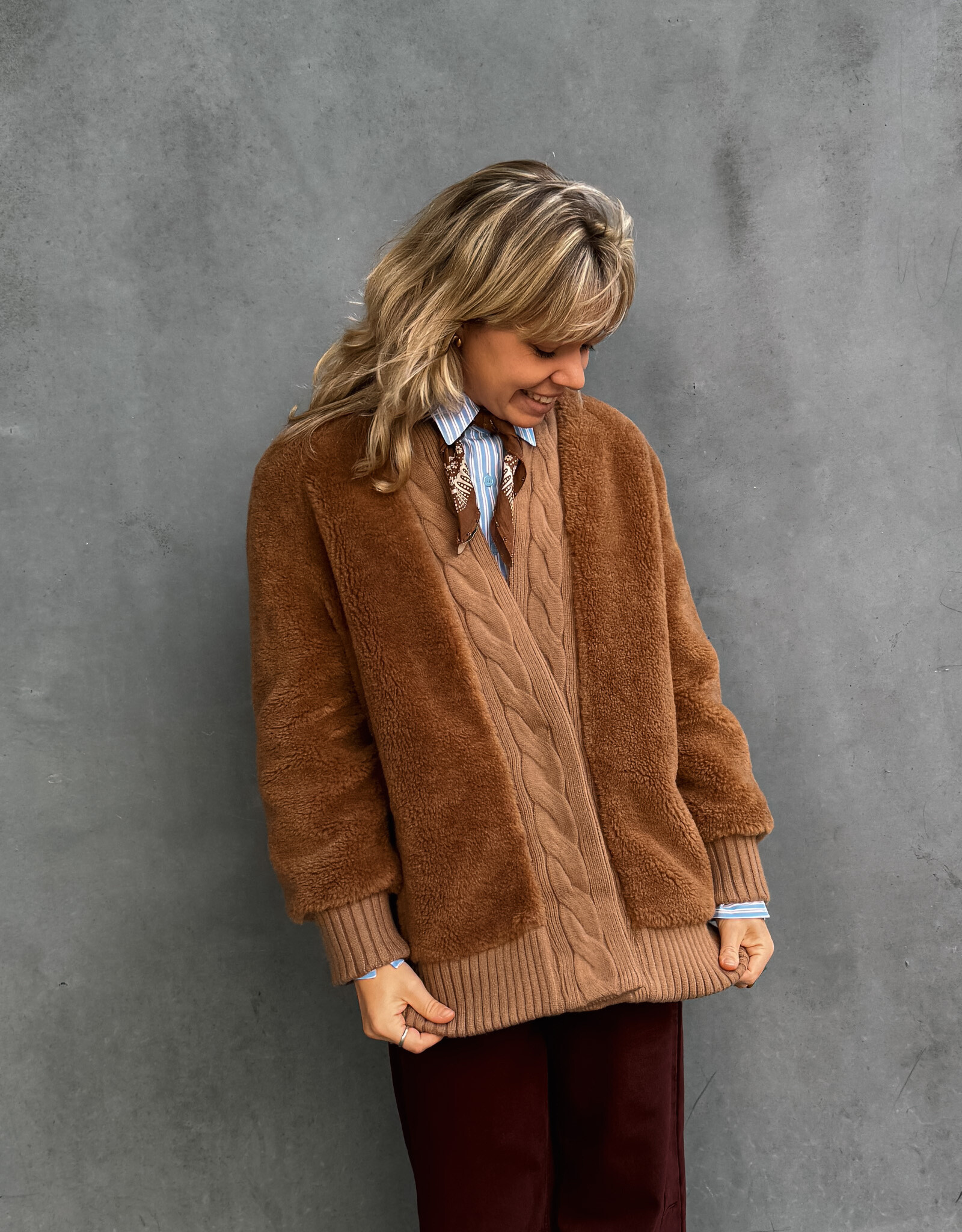 The Golden House Ad Teddy Cardigan 'Robine' - Beige