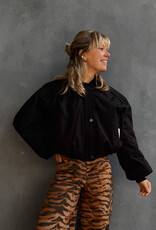 The Golden House Ad Bomber 'Vicente' - Noir