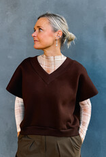 Re/Born Sweater V-Neck Korte Mouw 'Barcelona' - Chocolate - Re/Born