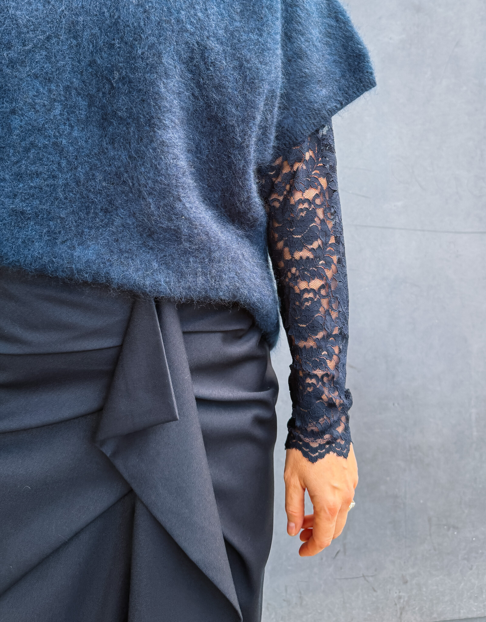 Re/Born Rok Viscose 'Claudia' - Dark Blue - Re/Born