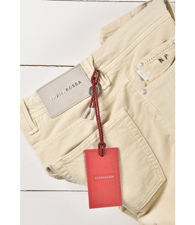 Leonardo Buttons V009 cl 0819 butter