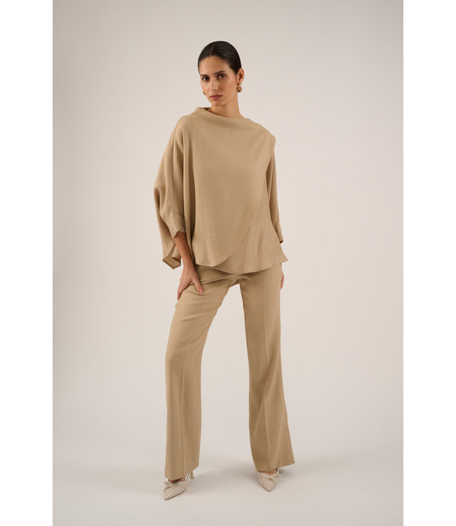 Leon cape 102 natural