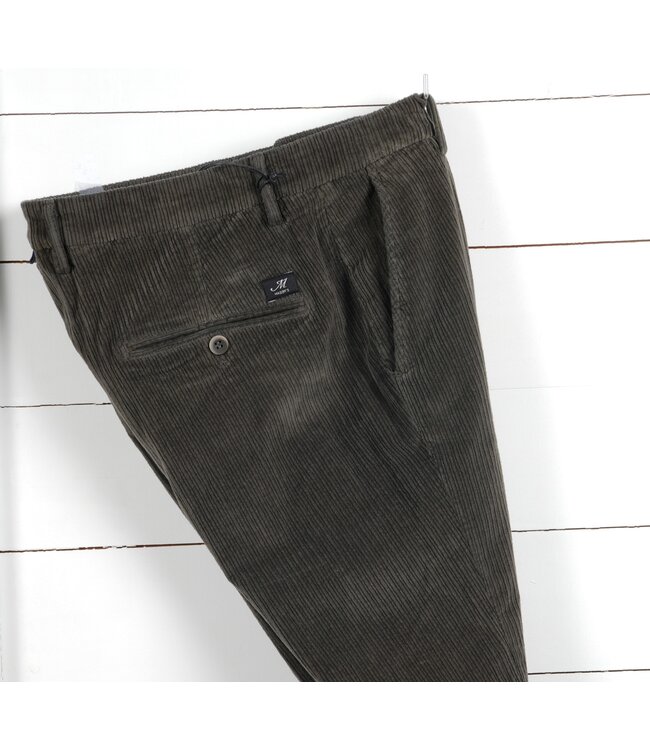 9PN2R 4973 VBE033 CL738