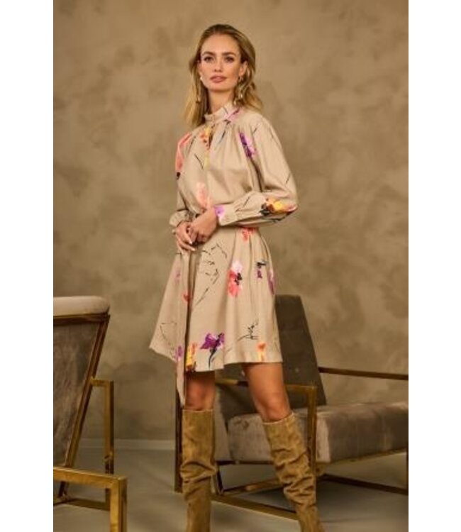 Julio painted flowers