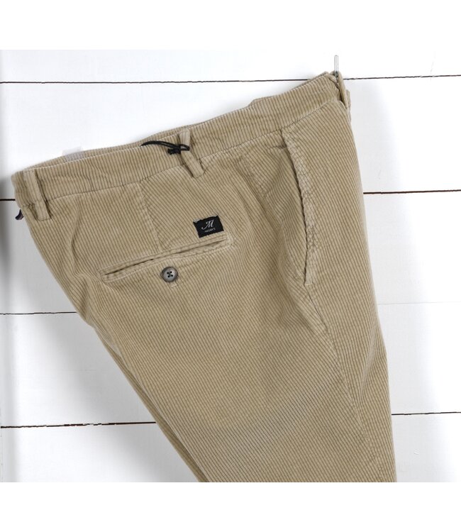 9PN2R 4973 VBE061 594