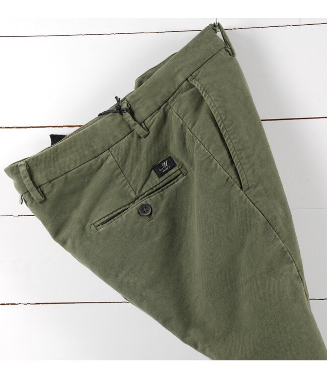 9PN2R 4973 MBE074 464