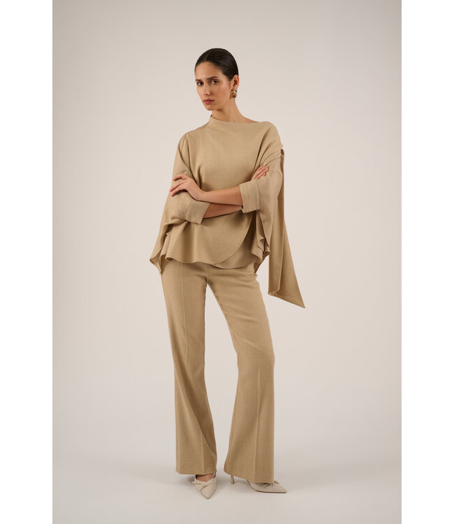 Leon cape 102 natural