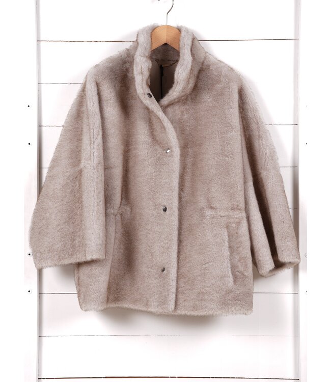 PE0261 520292 cl 910