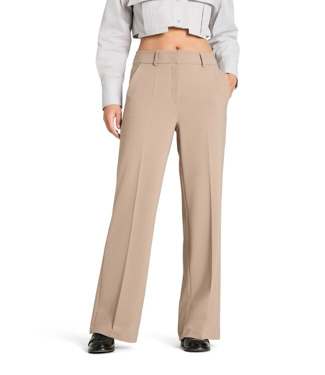 Amelie6052 0246/025 cl066