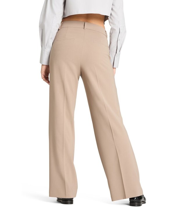 Amelie6052 0246/025 cl066