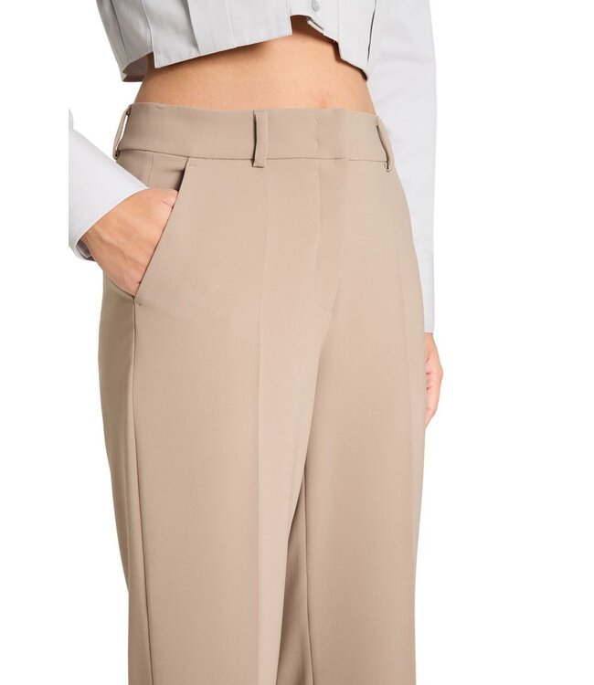 Amelie6052 0246/025 cl066