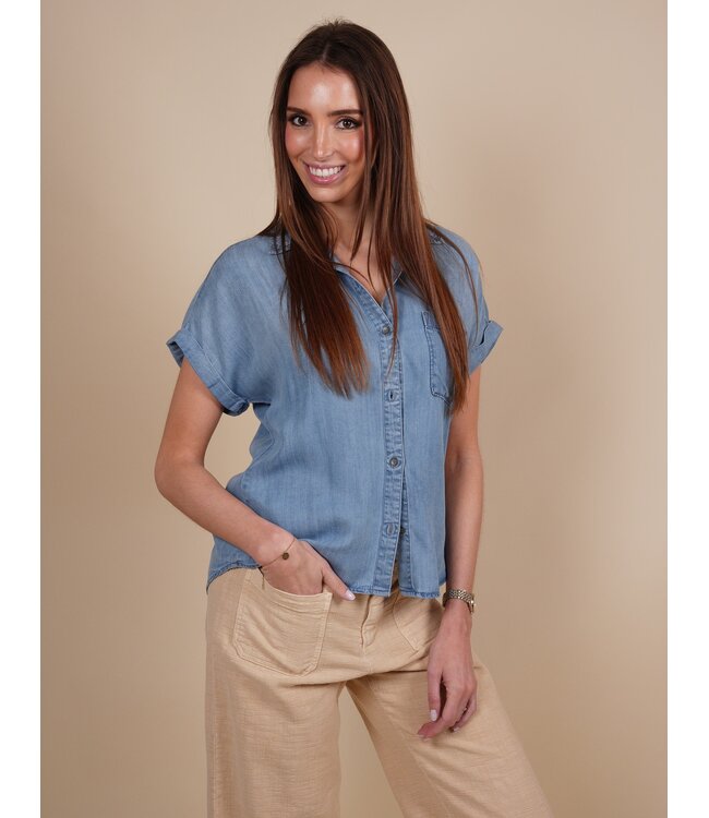 B4822 549-936 warm blue wash