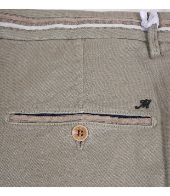 9PN2R6740N1 MBE111 151