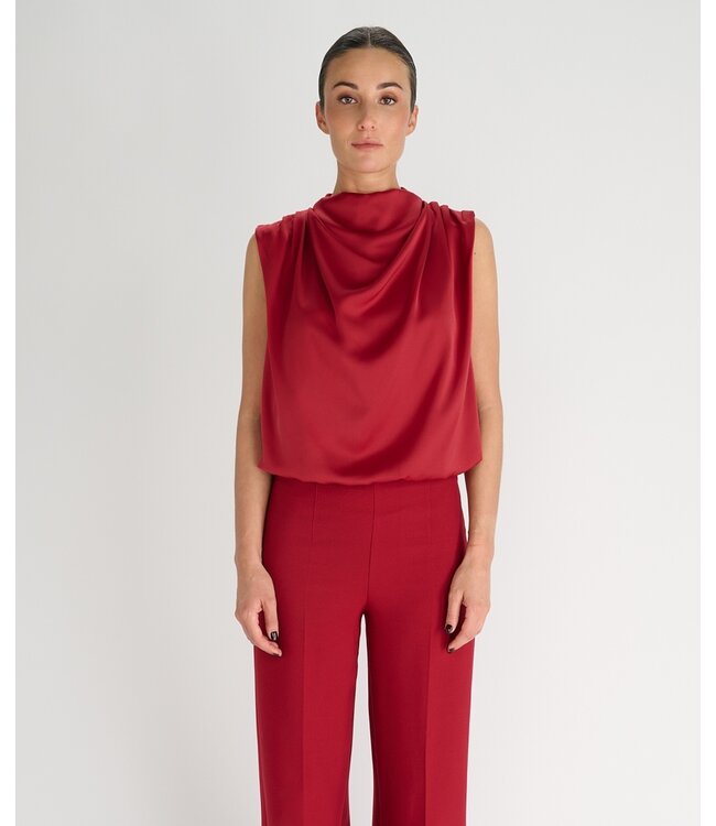 Tux deep red