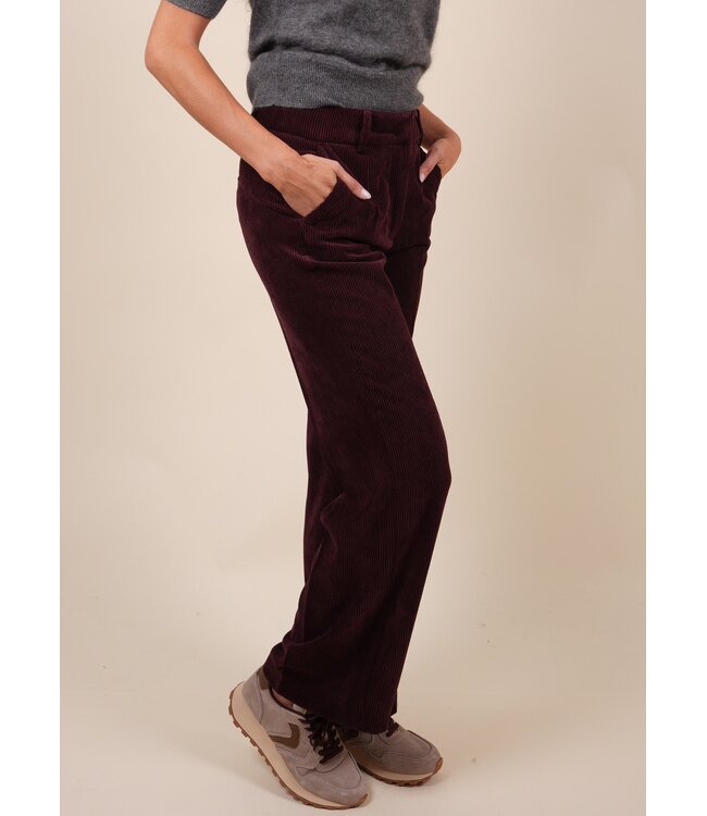 Amelie7108 0246/01 198