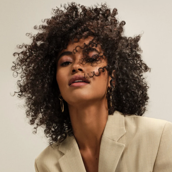 Keune Care Keune Care Curl Confident Coily combi-pack & hairtowel voordeelpack Keune Care Keune Care Curl Confident Coily combi-pack & hairtowel voordeelpack