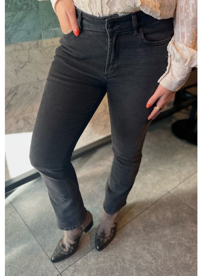 Jeans Johanna Kick Flare Wash Bangkok Black