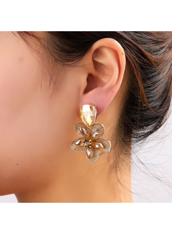 Day & Eve oorbellen E60126-1 Taupe/Goudkleurig