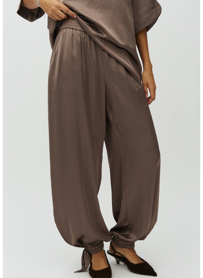 Broek Eawyn Tie-M Falcon