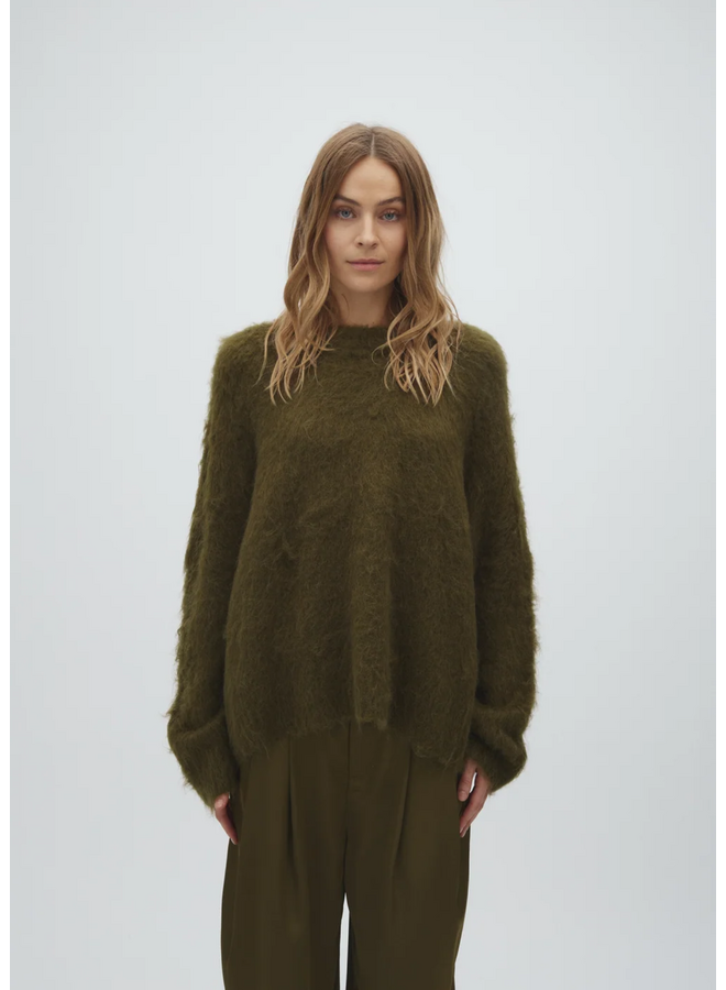 Trui Gillis-M Smoked Olive