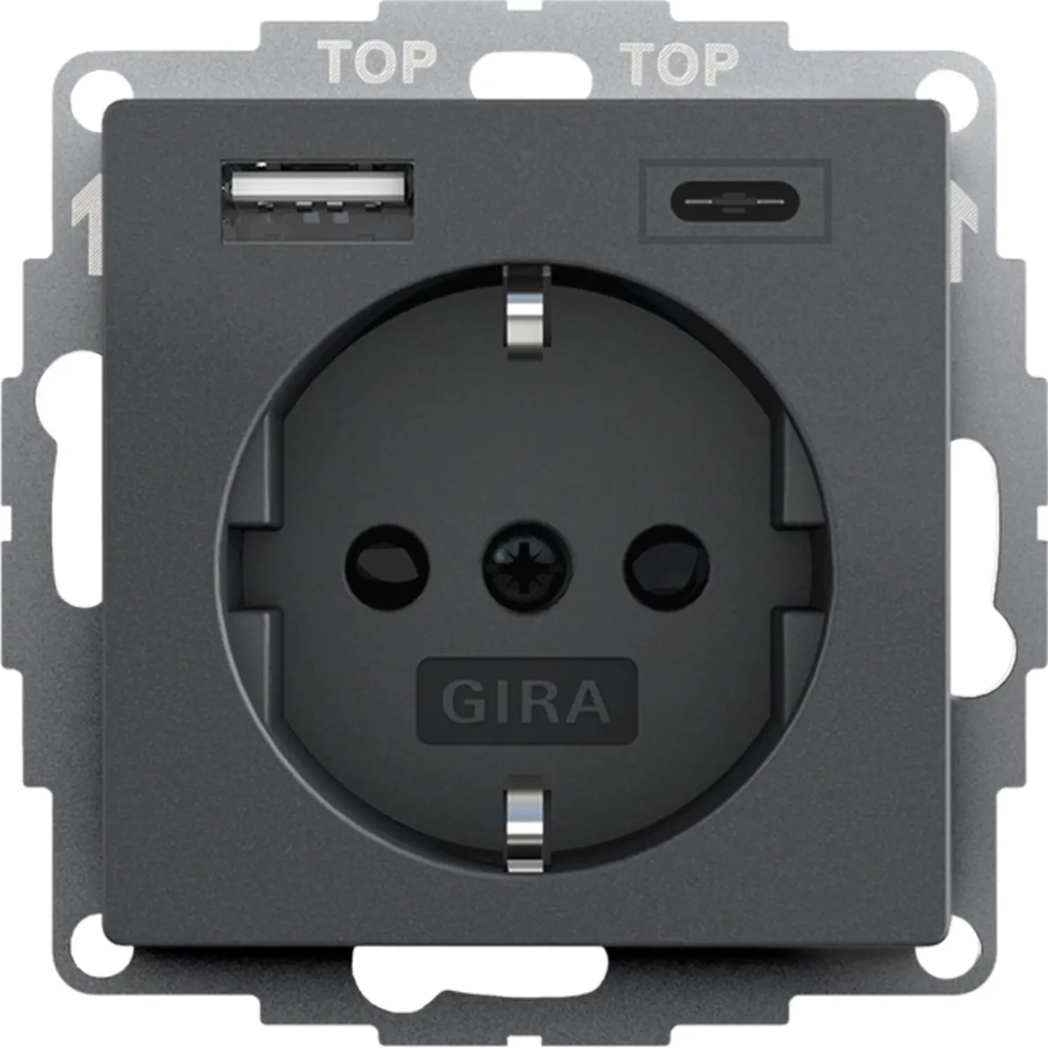 Gira Schuko-Steckdose USB-A und USB-C erhöhtem Berührungsschutz