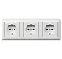 Schuko-Steckdose 3-fach T9 Standard 55 weiß glänzend Schlussverkauf (074703)